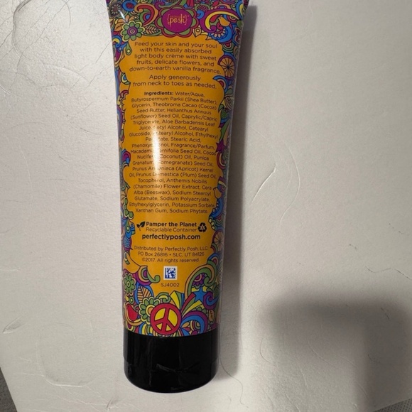❣️SALE❣️~$12~Perfectly Posh~Hippie Hooray~Body Crème~New/Sealed - Picture 4 of 4